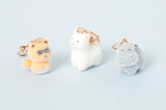 [Art Box] Gray Hippo Fluffy Keyring